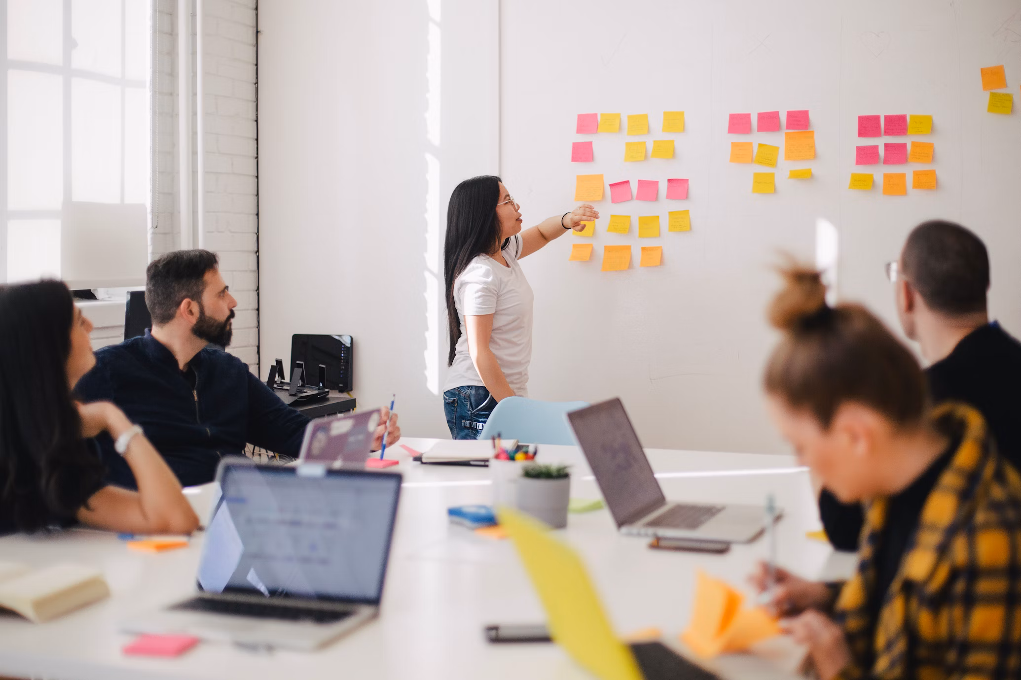 Lauverix Team - Digital Innovation Experts